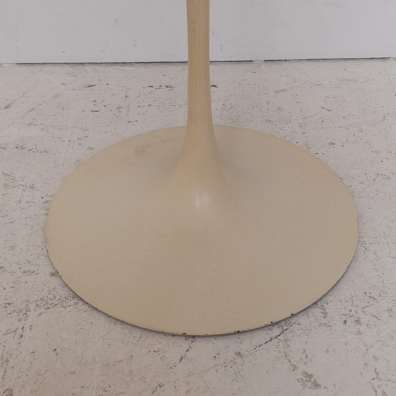 Saarinen Style Marble Top Tulip Accent Table