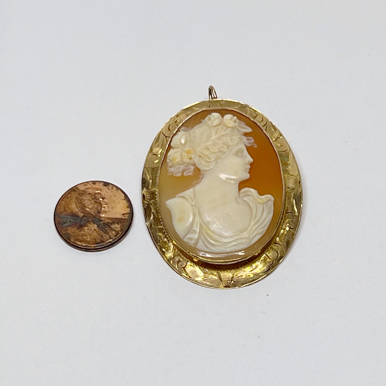 10K Gold Cameo Convertible Pendant