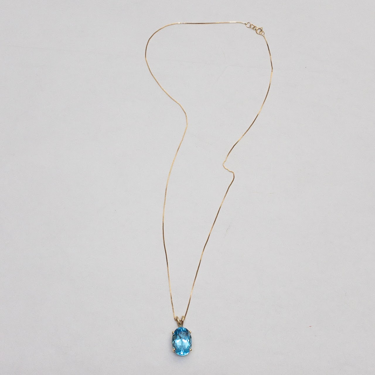 14K Gold and Blue Stone Pendant Necklace