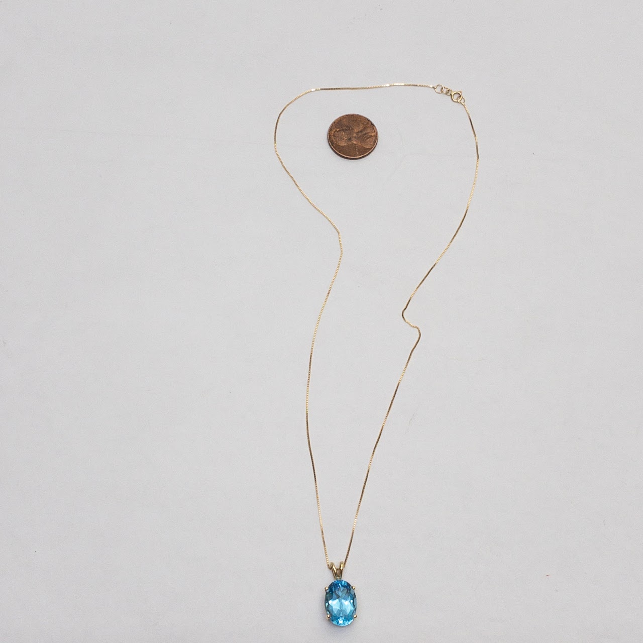 14K Gold and Blue Stone Pendant Necklace