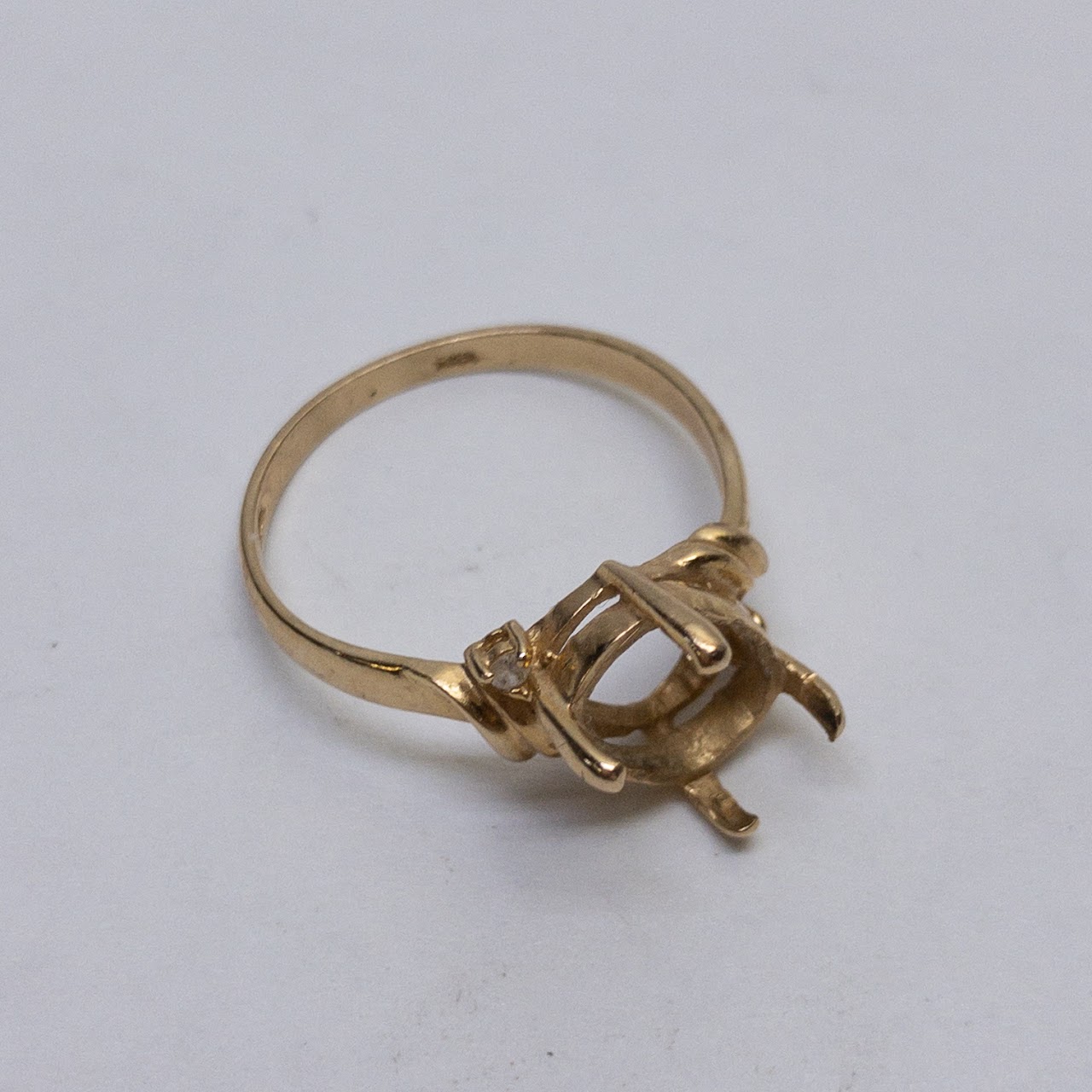 14K Gold, Diamond, and Missing Stone Ring