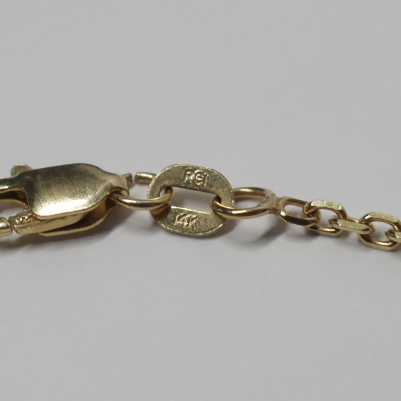14K Gold Teardrop Stone Pendant Necklace