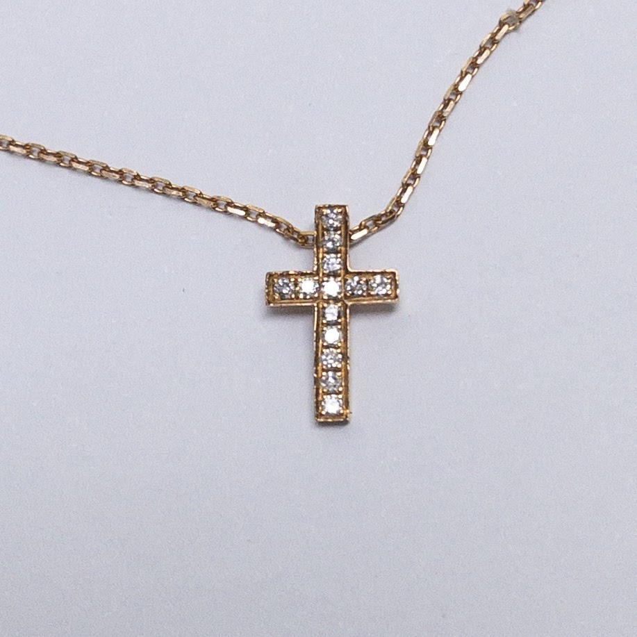 18K Gold and Diamond Cross Pendant Necklace