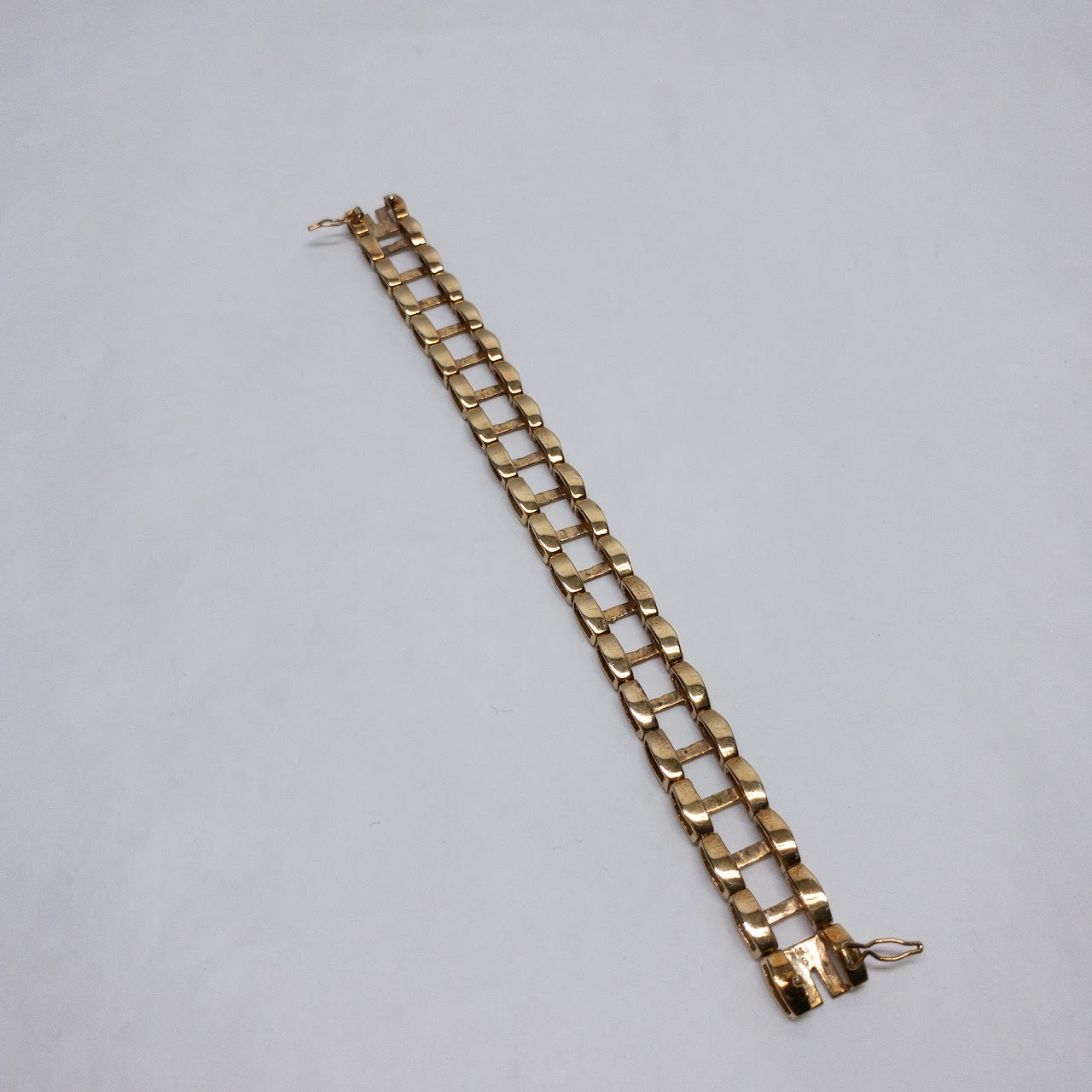 14K Barbell Link Bracelet *Needs Repair*