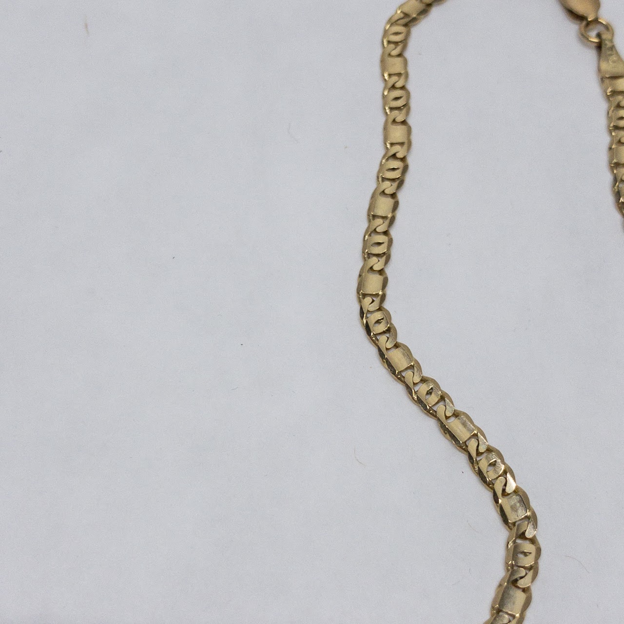 14" Gold Beveled Mariner Chain Necklace