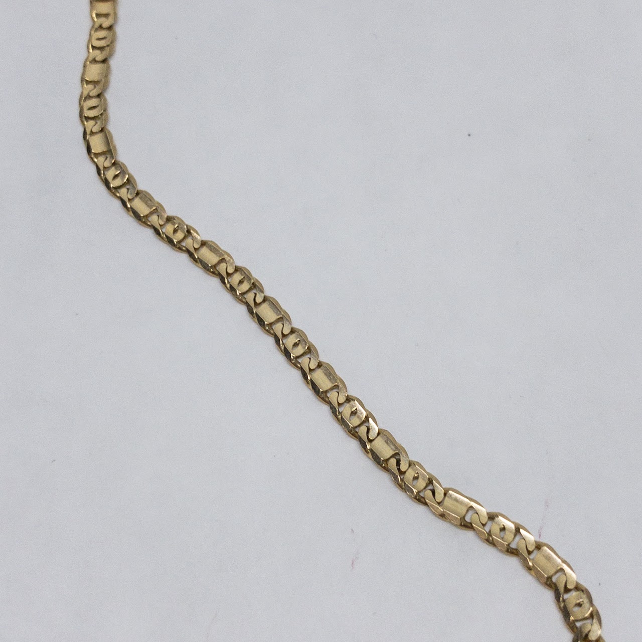 14" Gold Beveled Mariner Chain Necklace