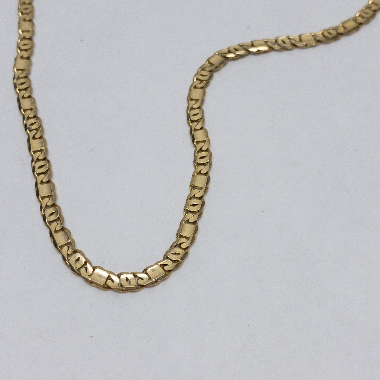 14" Gold Beveled Mariner Chain Necklace