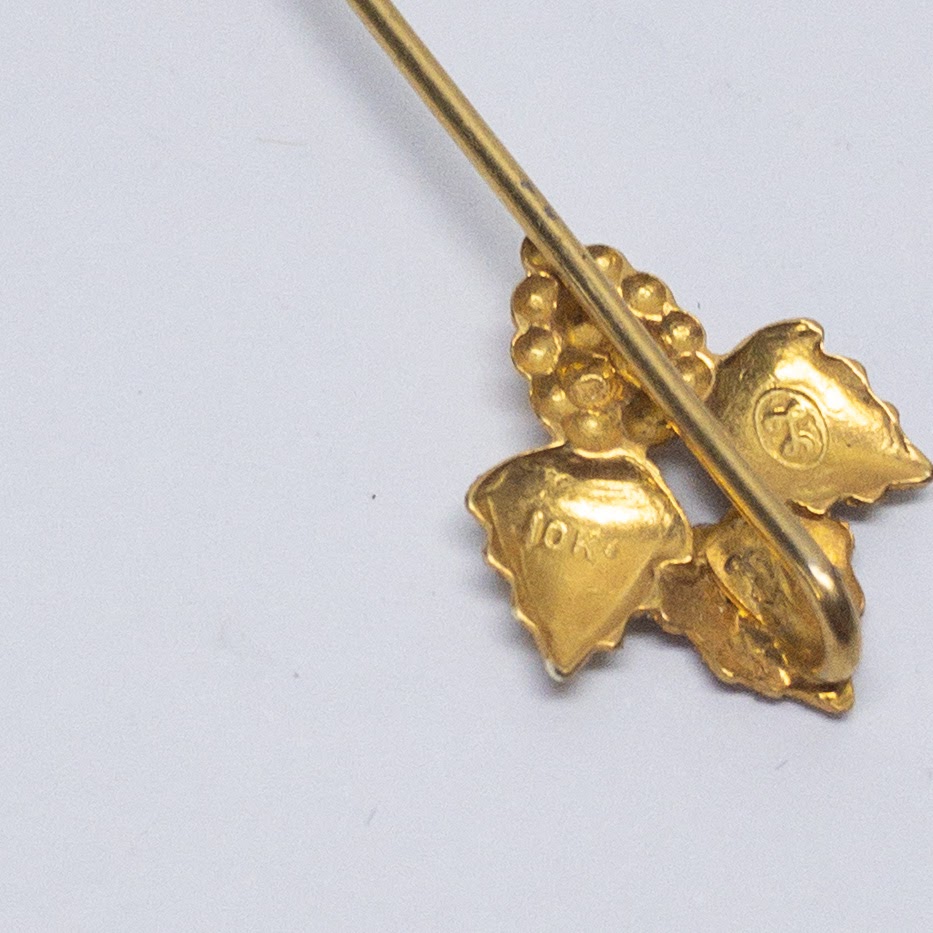 10K Tricolor Gold Grape Leaves Stick Pin