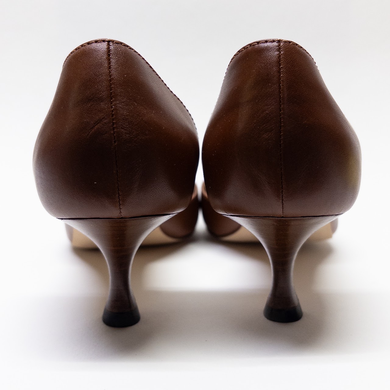 Manolo Blahnik NEW Cognac Leather Coffreny Pumps