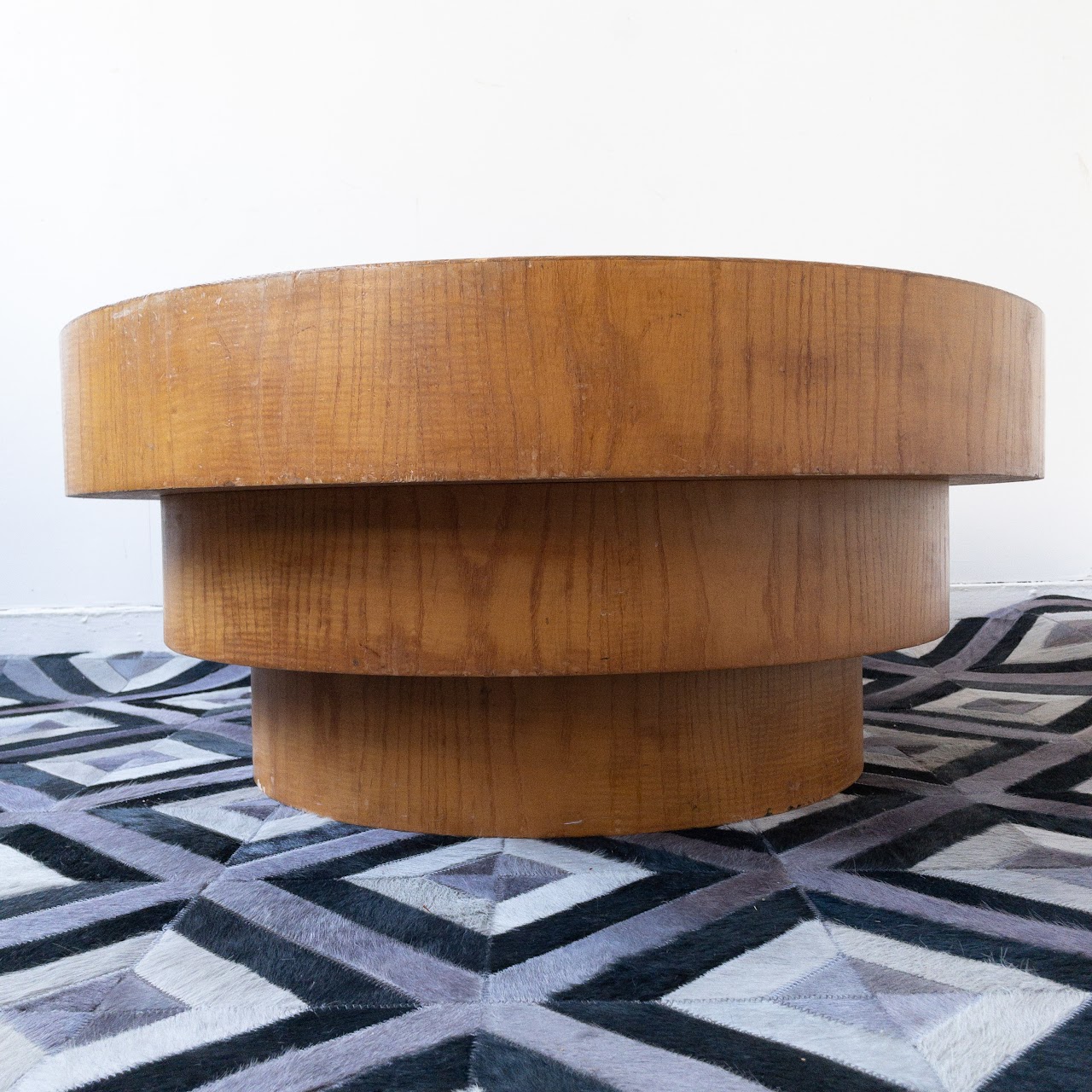 Modern Round Tiered Cocktail Table