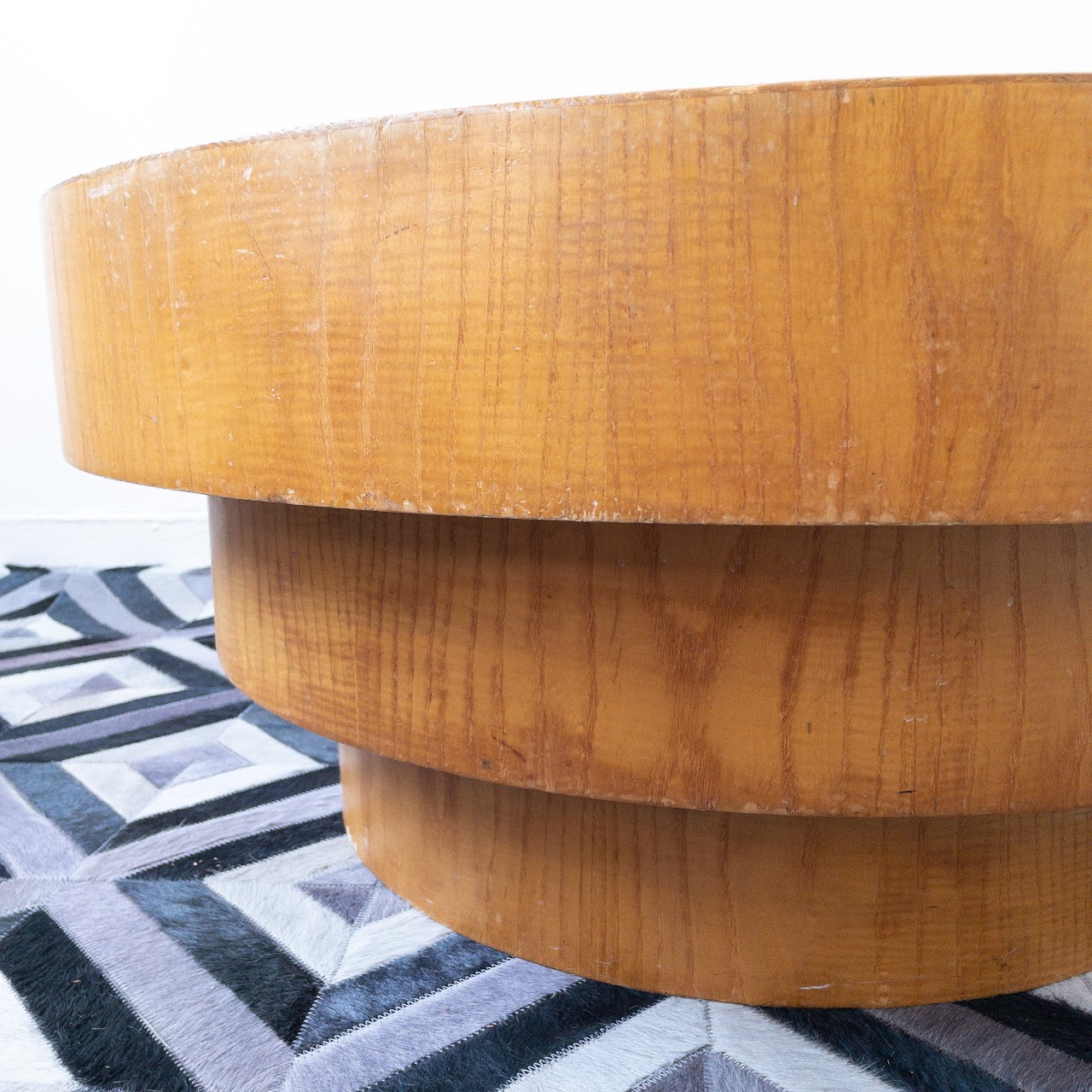 Modern Round Tiered Cocktail Table