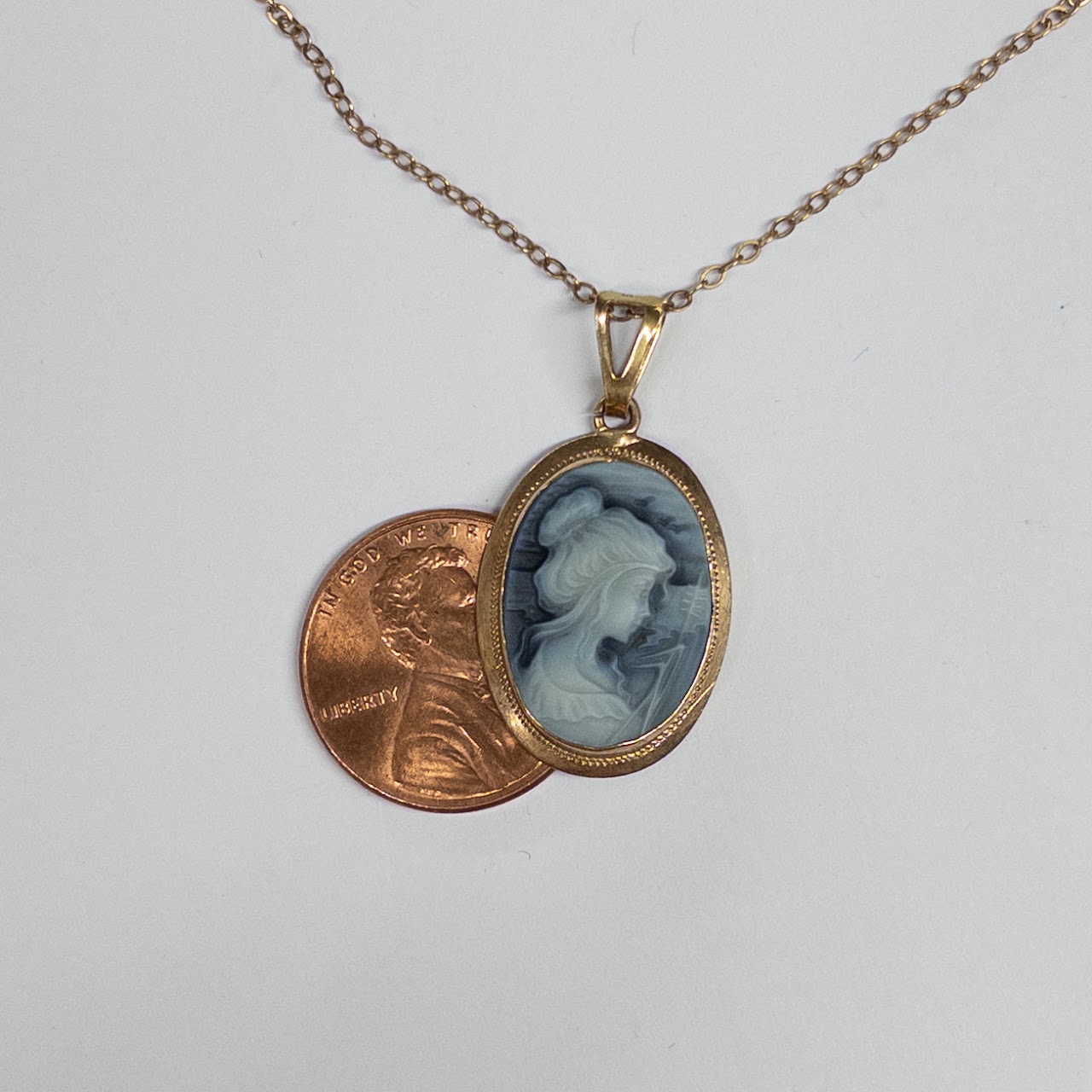 14K Gold Cameo Pendant and Necklace