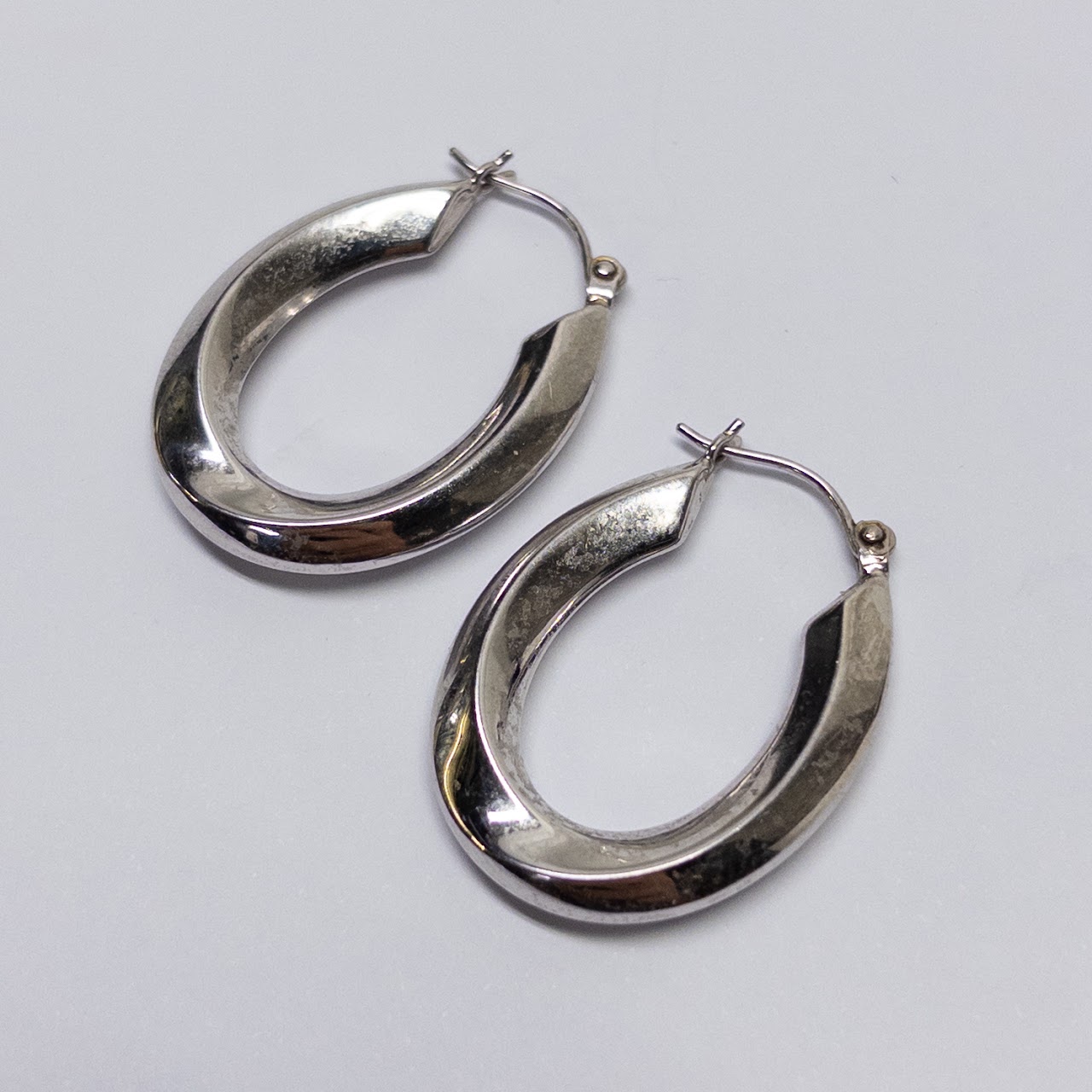 14K White Gold Hoop Earrings