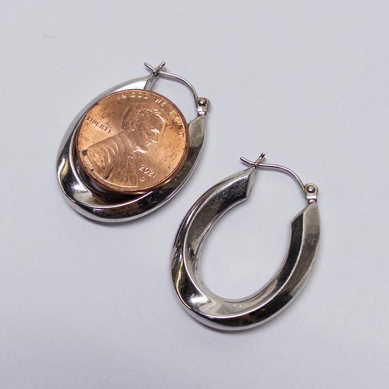 14K White Gold Hoop Earrings