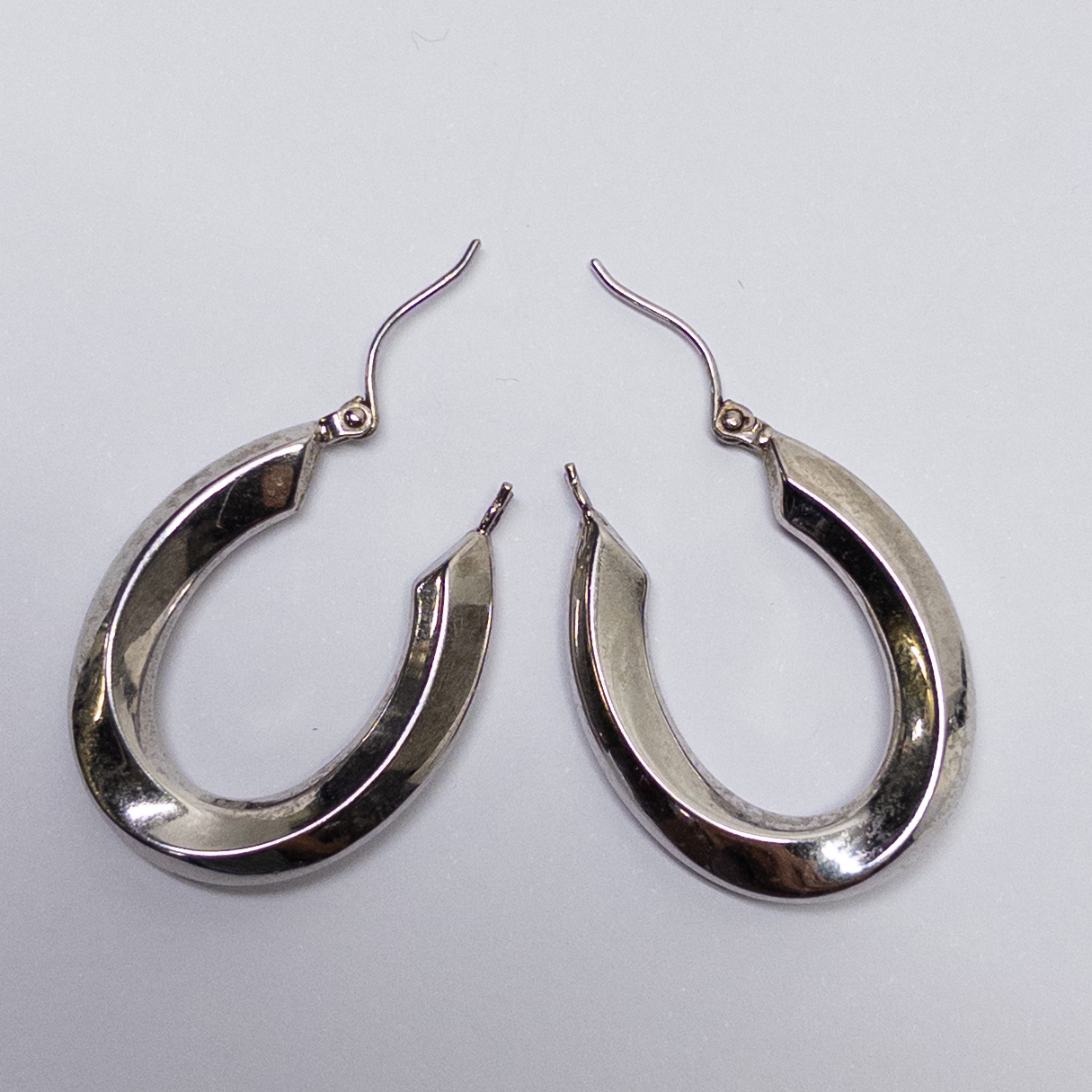 14K White Gold Hoop Earrings