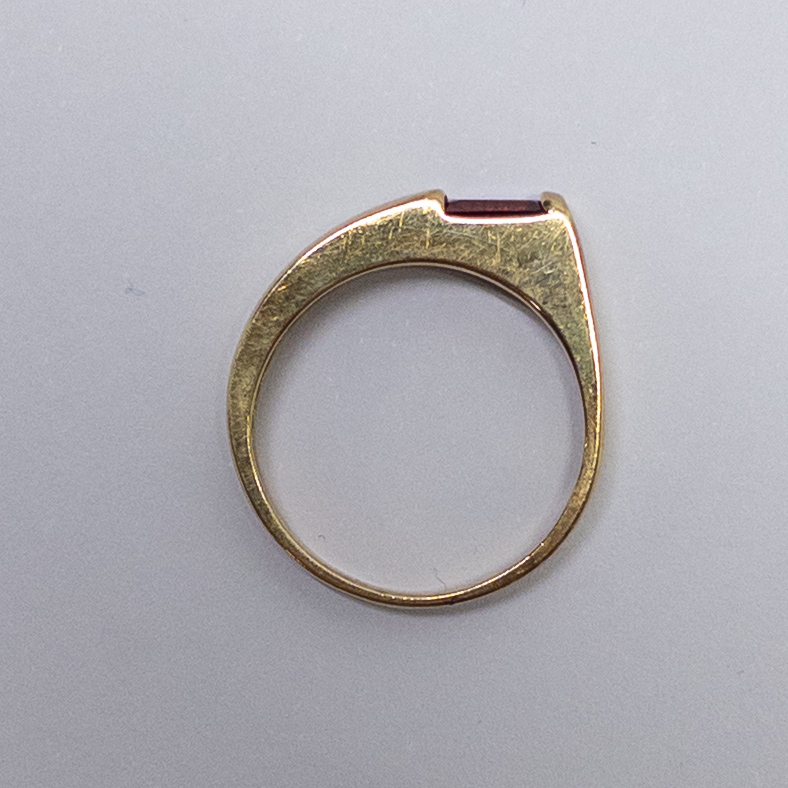 Maya Brenner 14K Gold and Garnet Ring