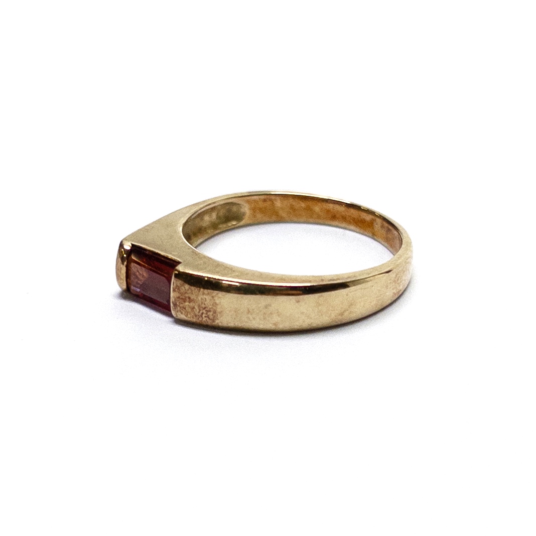 Maya Brenner 14K Gold and Garnet Ring