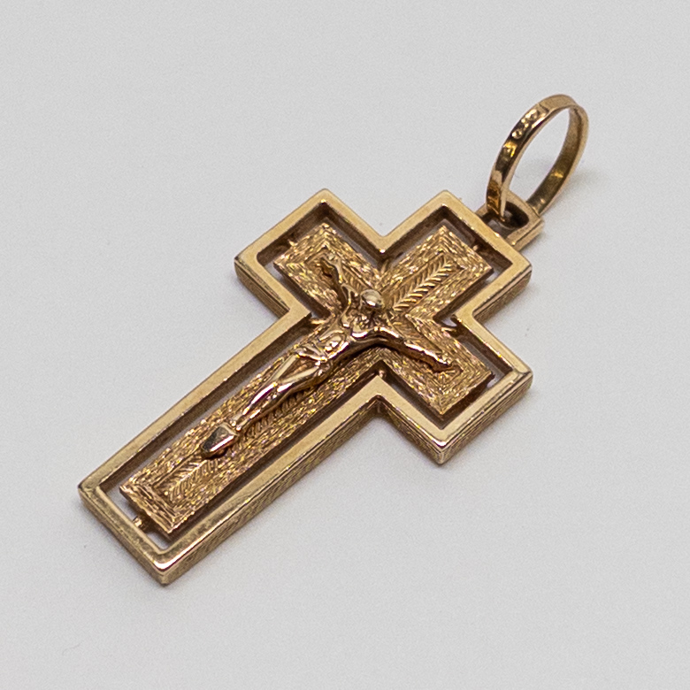 14K Gold Crucifix Pendant