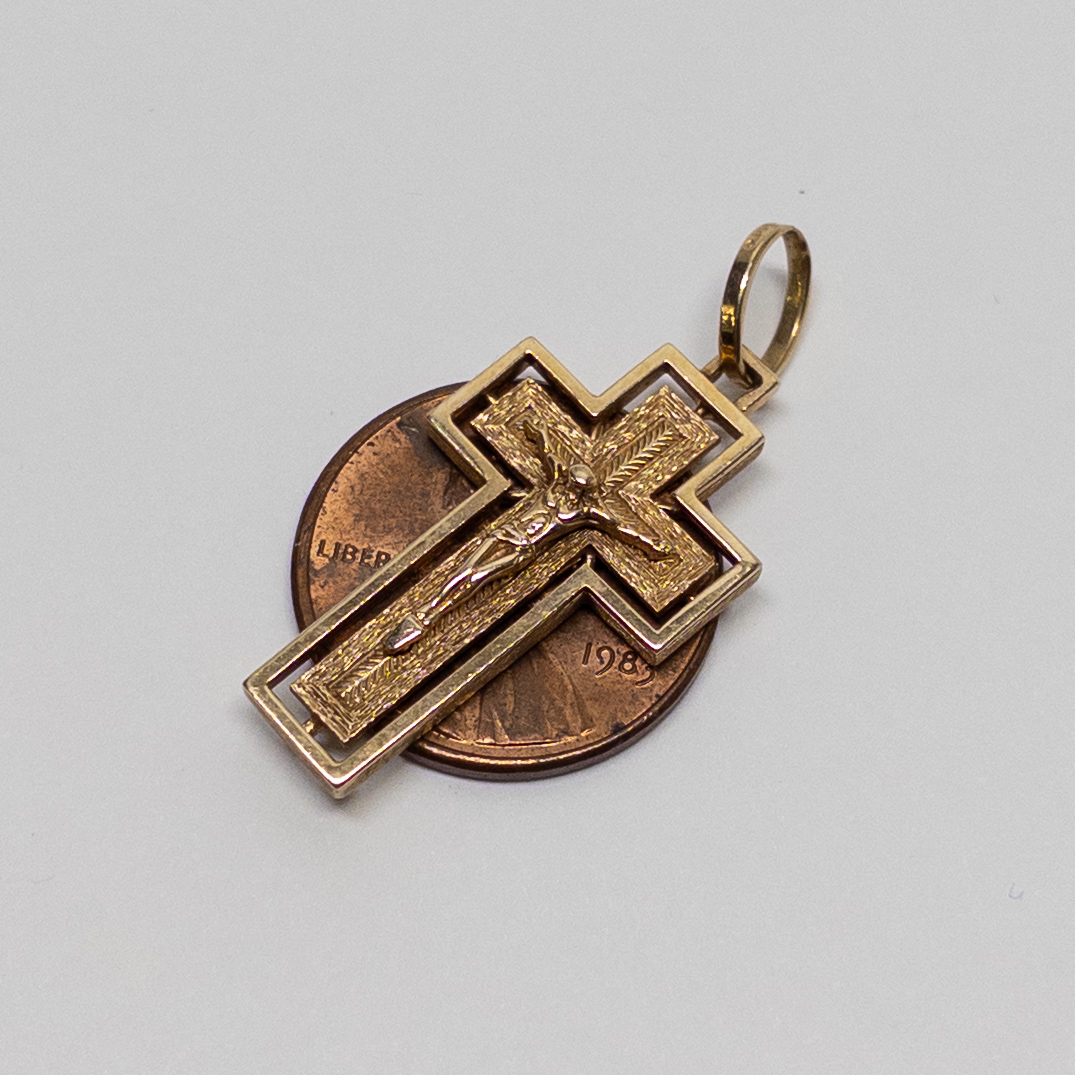 14K Gold Crucifix Pendant