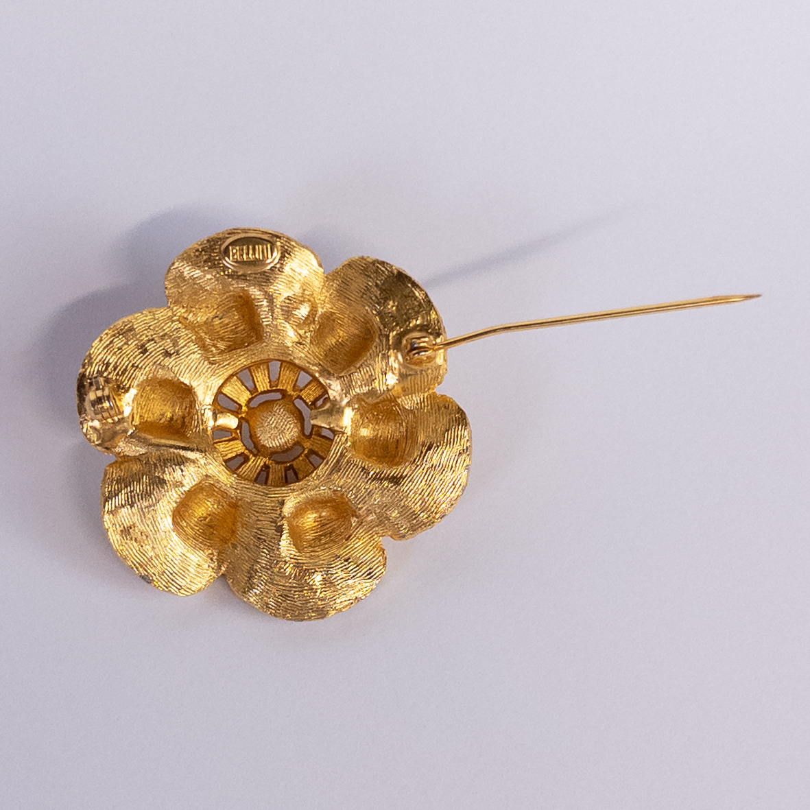 Bellini Vintage Exaggerated Floral Brooch