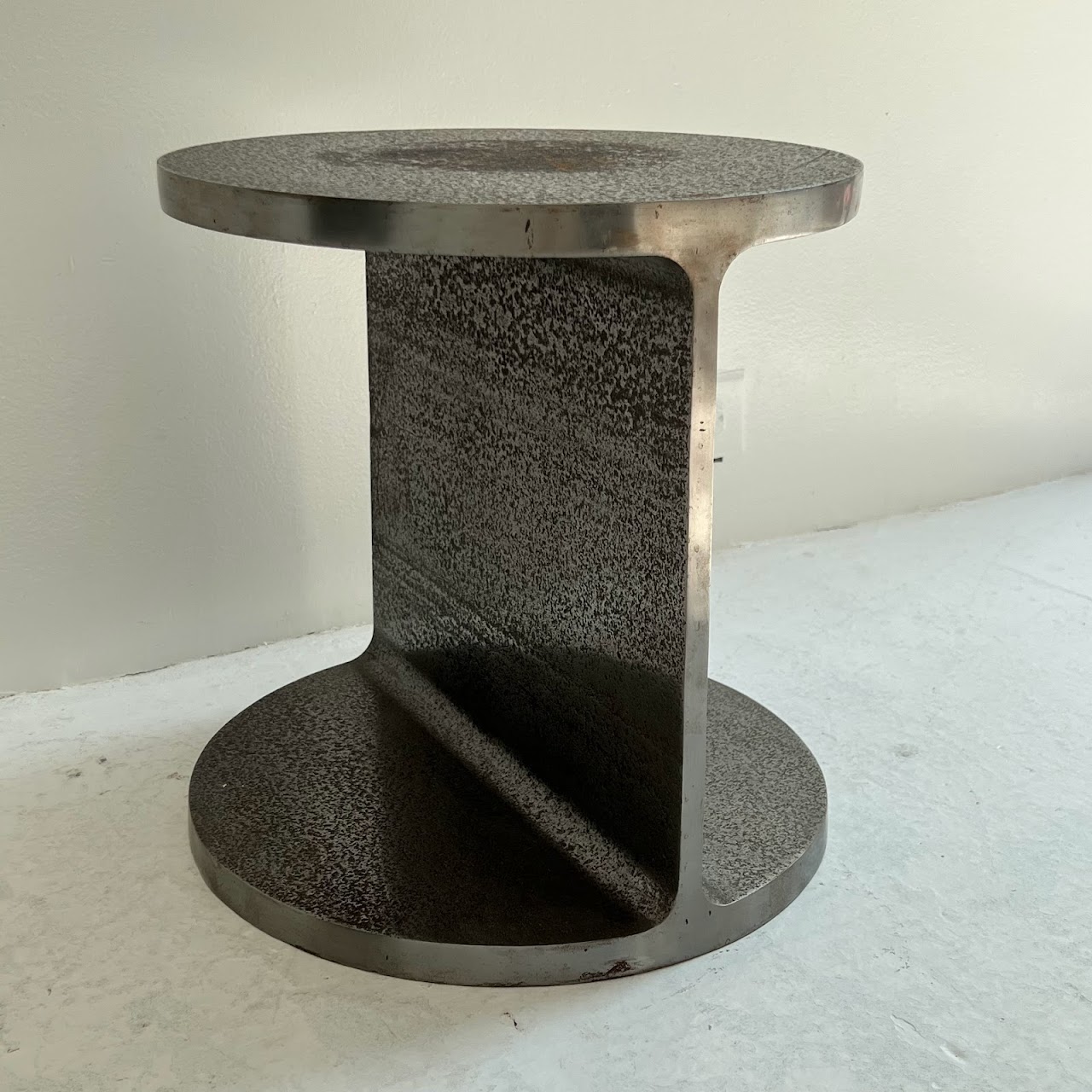 Wyeth Steel Round I- Beam End Table