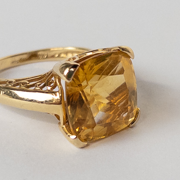 14K Gold and Citrine Ring