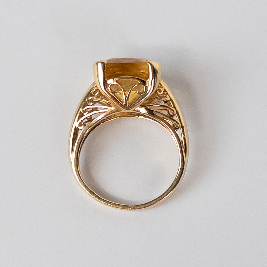 14K Gold and Citrine Ring