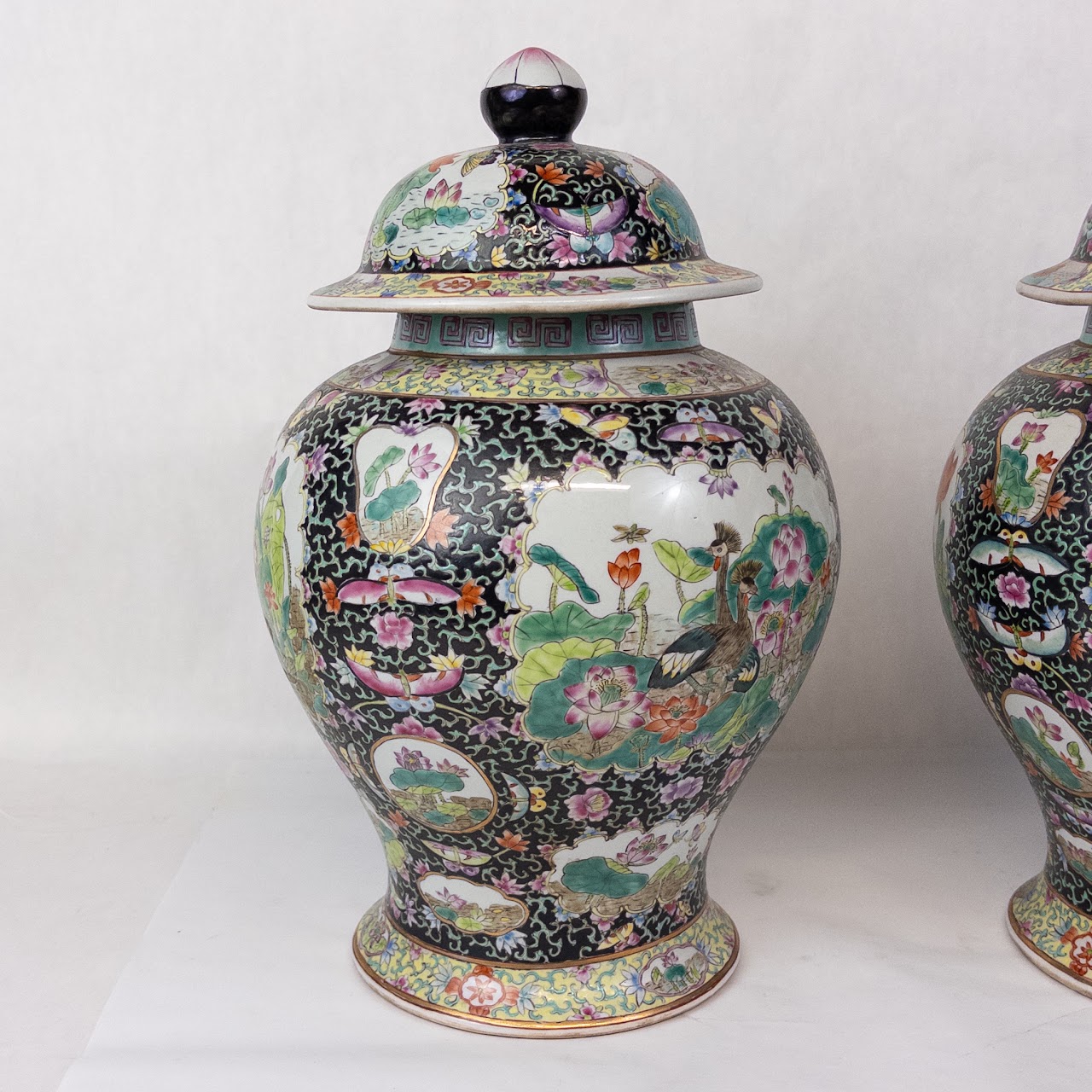 Chinese Export Porcelain Temple Jar Pair