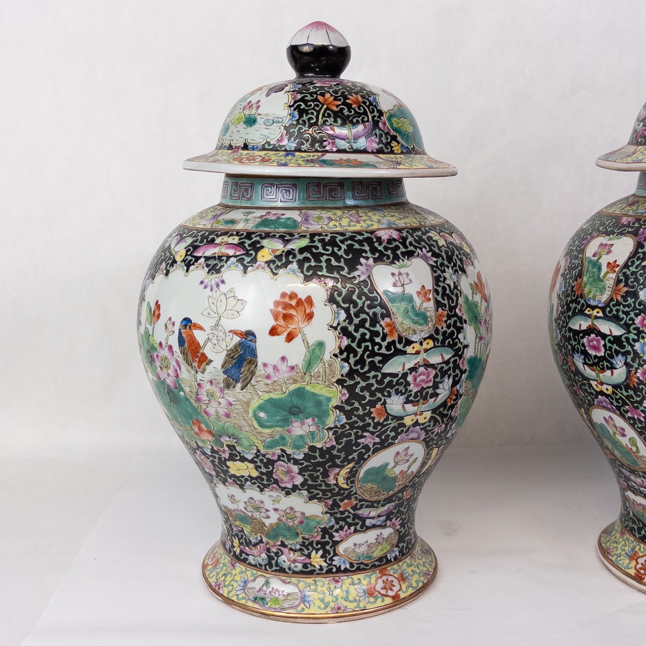 Chinese Export Porcelain Temple Jar Pair