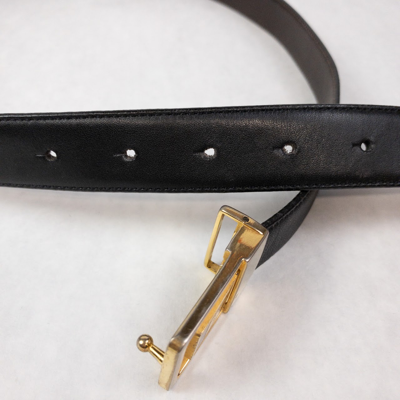 Yves Saint Laurent Reversible Leather Belt