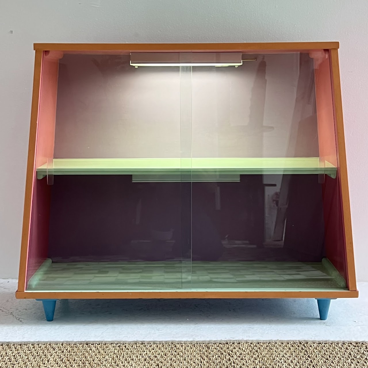 Richard Aloisio Signed Memphis Style Refinished Illuminated Sliding Door Bookcase, 1987