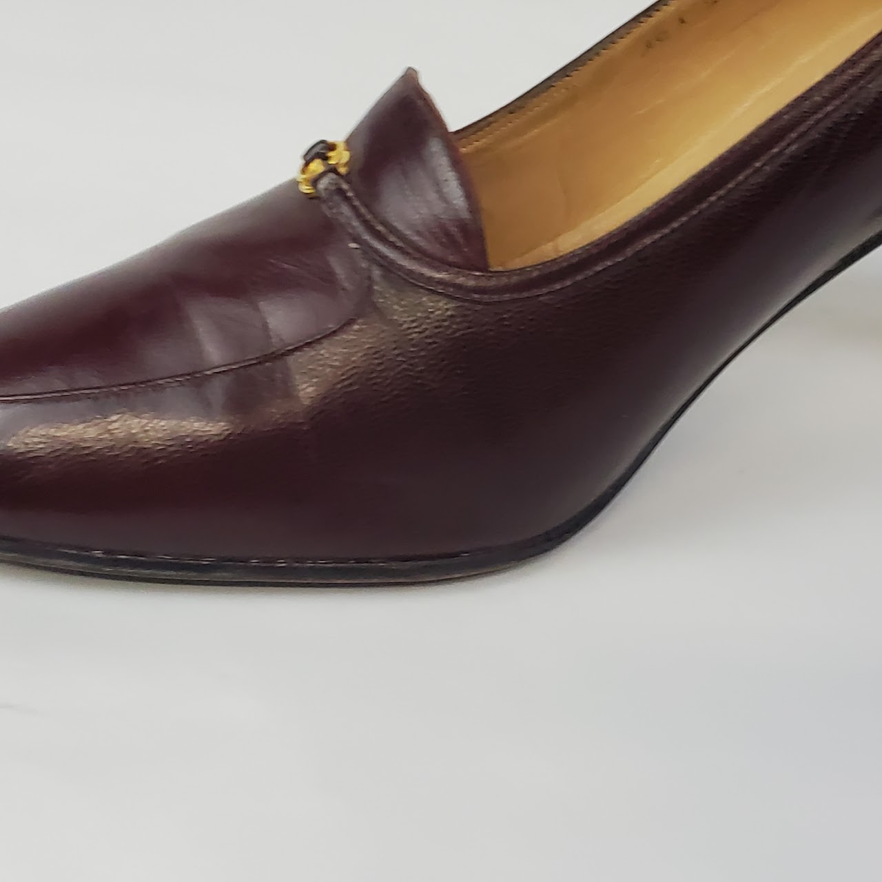 Gucci Vintage Leather Pumps