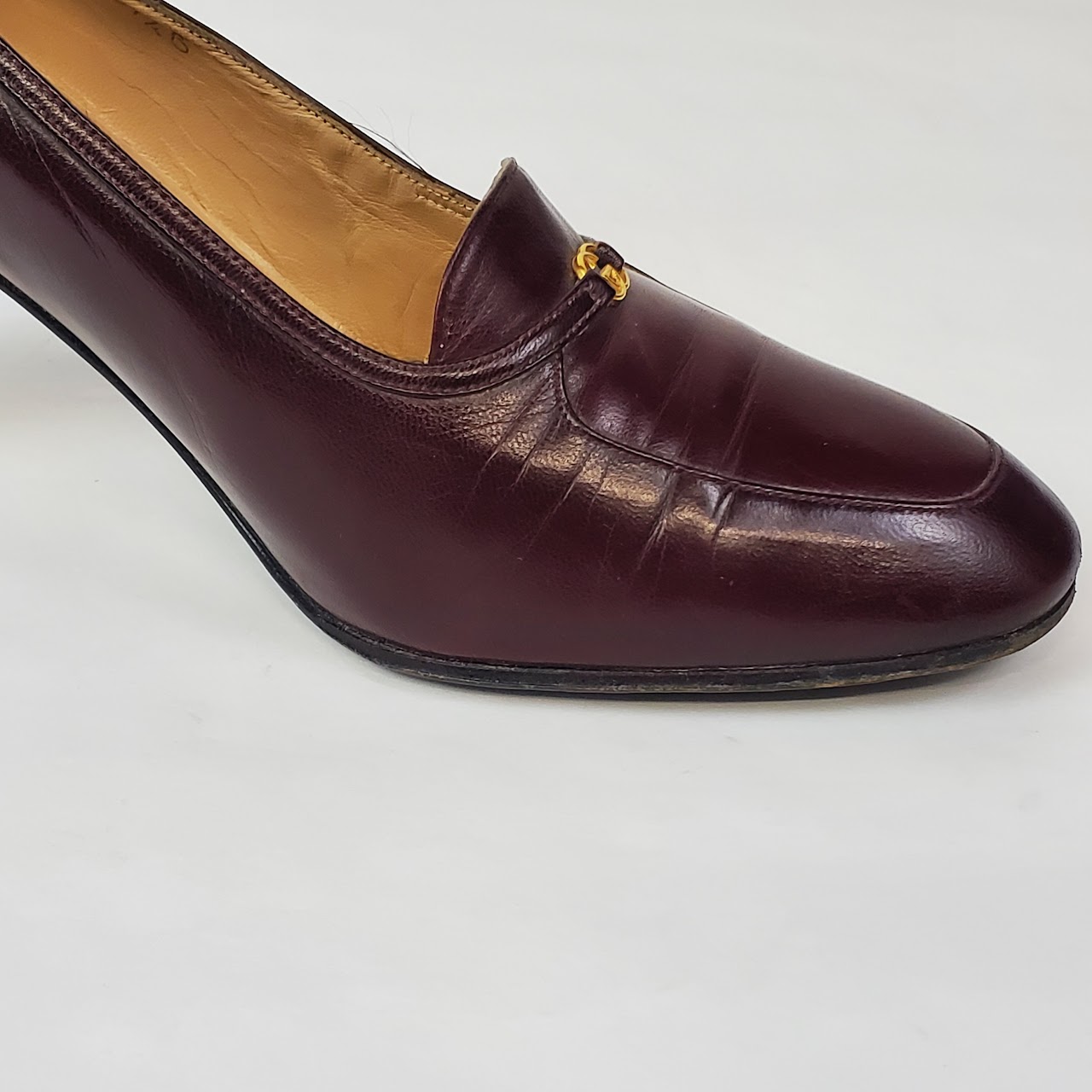 Gucci Vintage Leather Pumps