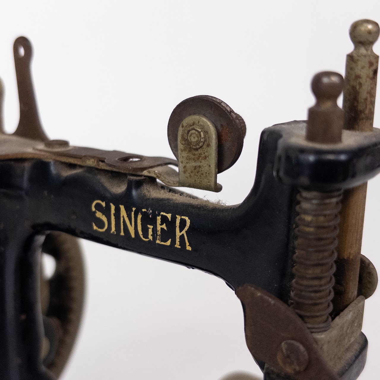 The Singer Manfg Co. Model 20 Sewhandy Toy Sewing Machine