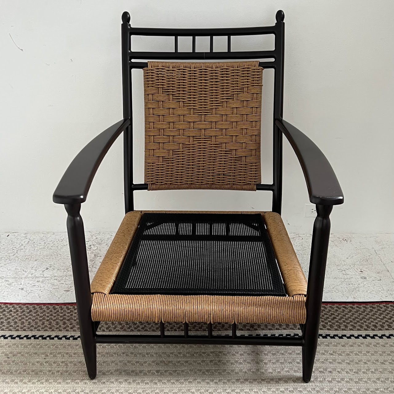 Lloyd Flanders Low Country Lounge Chair