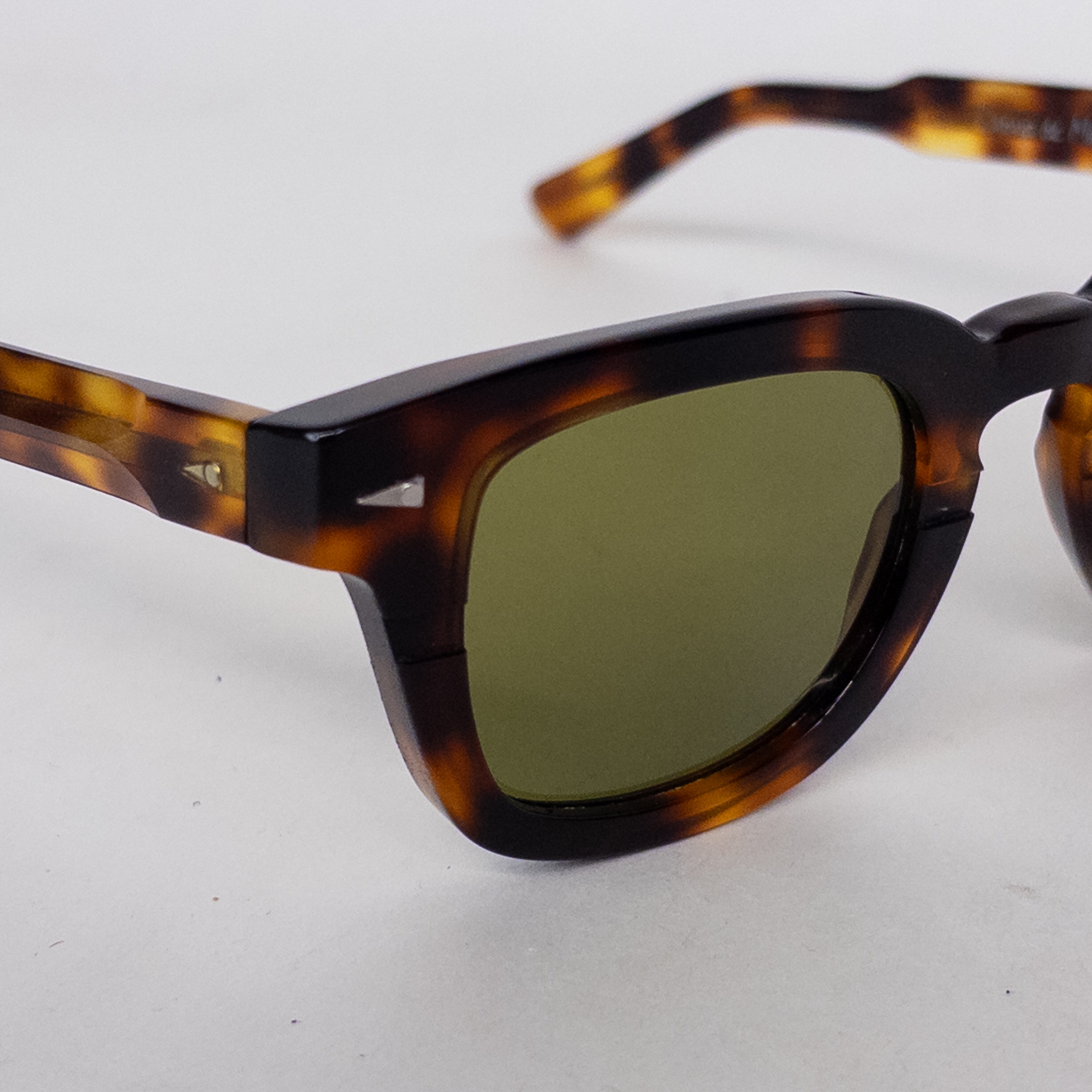 Ahlem Champs de Mars Classic Turtle Sunglasses