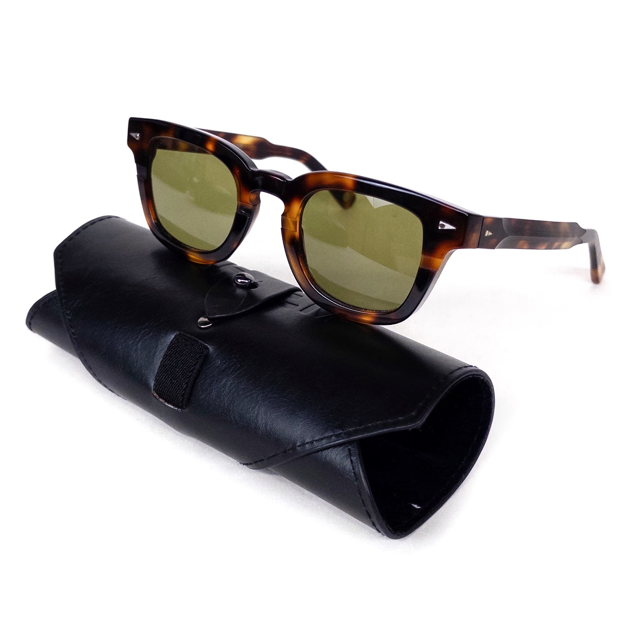 Ahlem Champs de Mars Classic Turtle Sunglasses