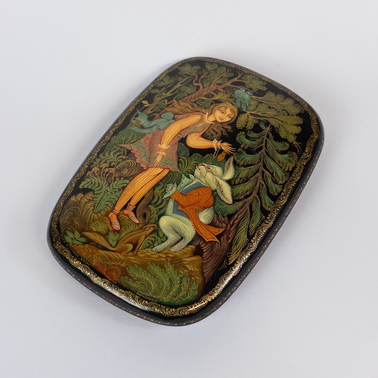 Signed Russian Fairytale Lacquer Hinged Clamshell Cosmetics Box