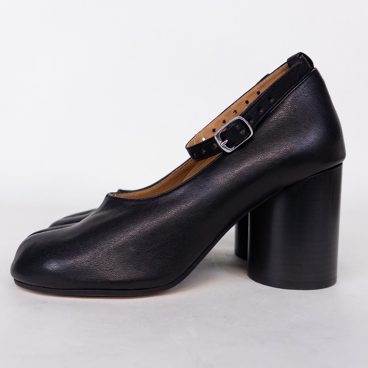 Maison Martin Margiela  NEW Tabi Mary Jane Pumps