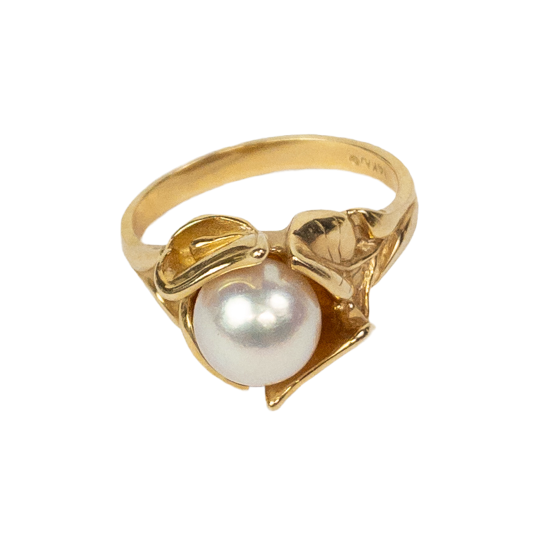 14K Gold Pearl Solitare Ring