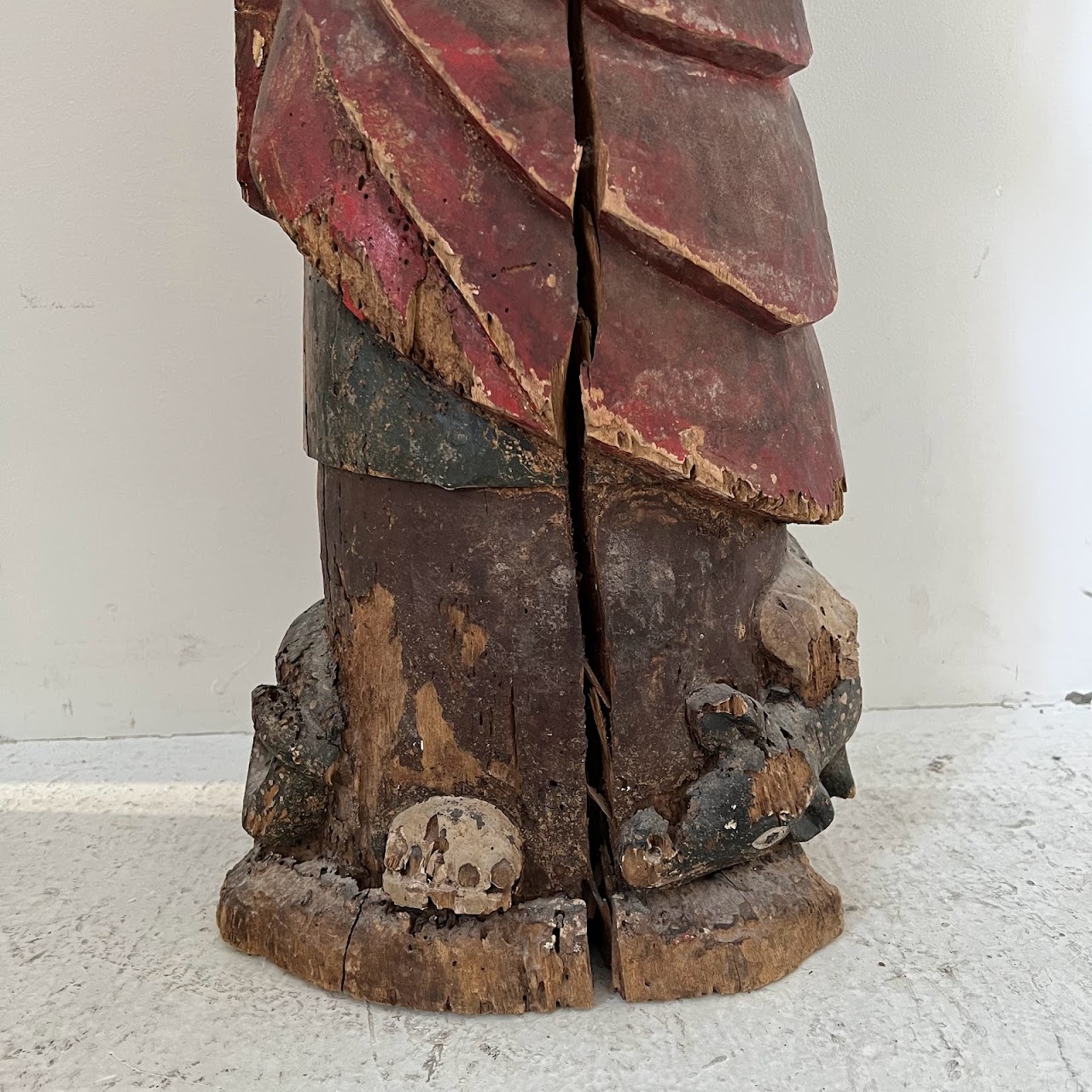 Carved Wooden Queen Statue