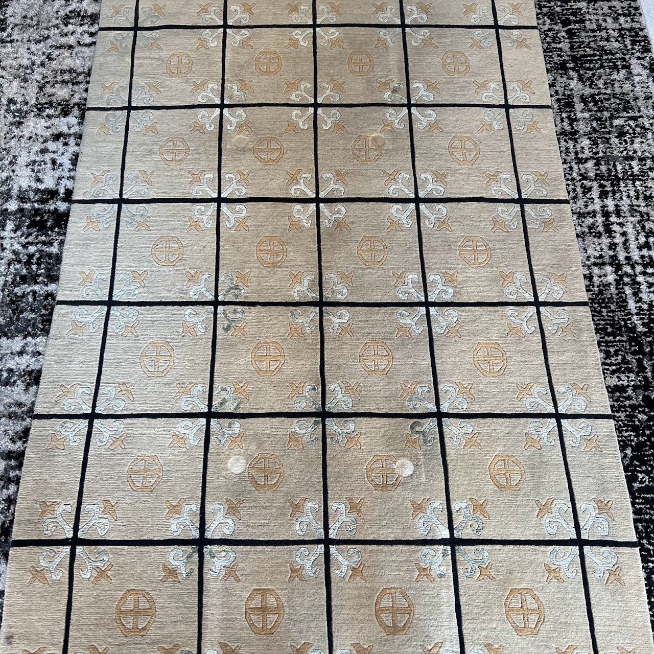 Wool Grid Pattern Area Rug