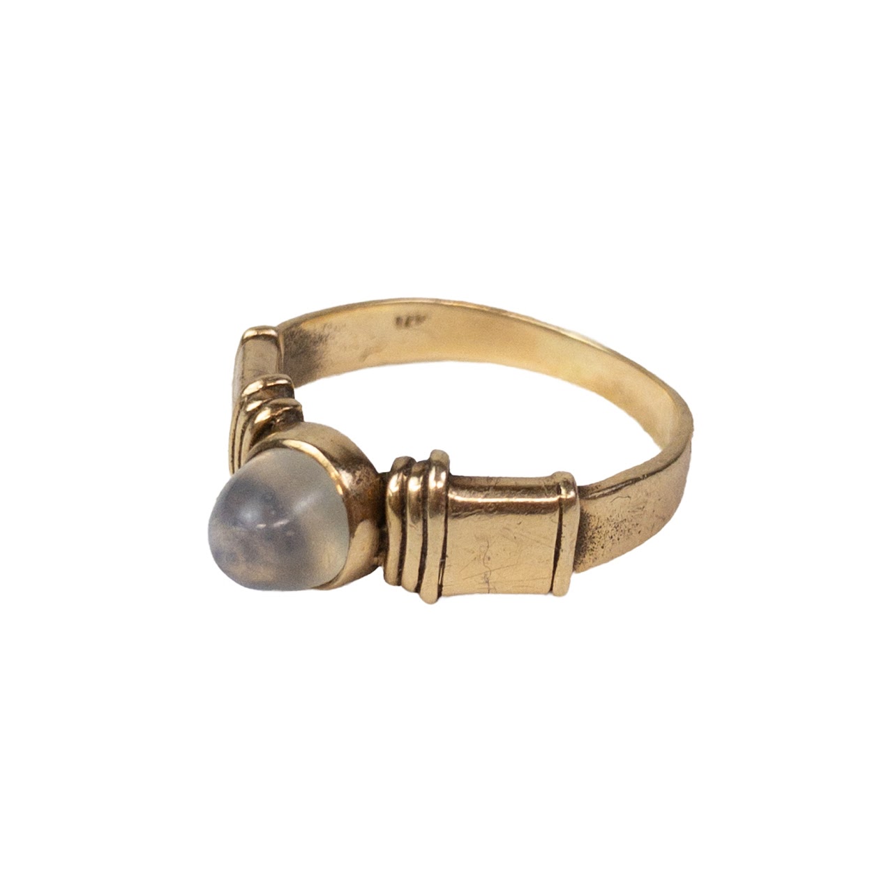 14K Gold and Moonstone Ring