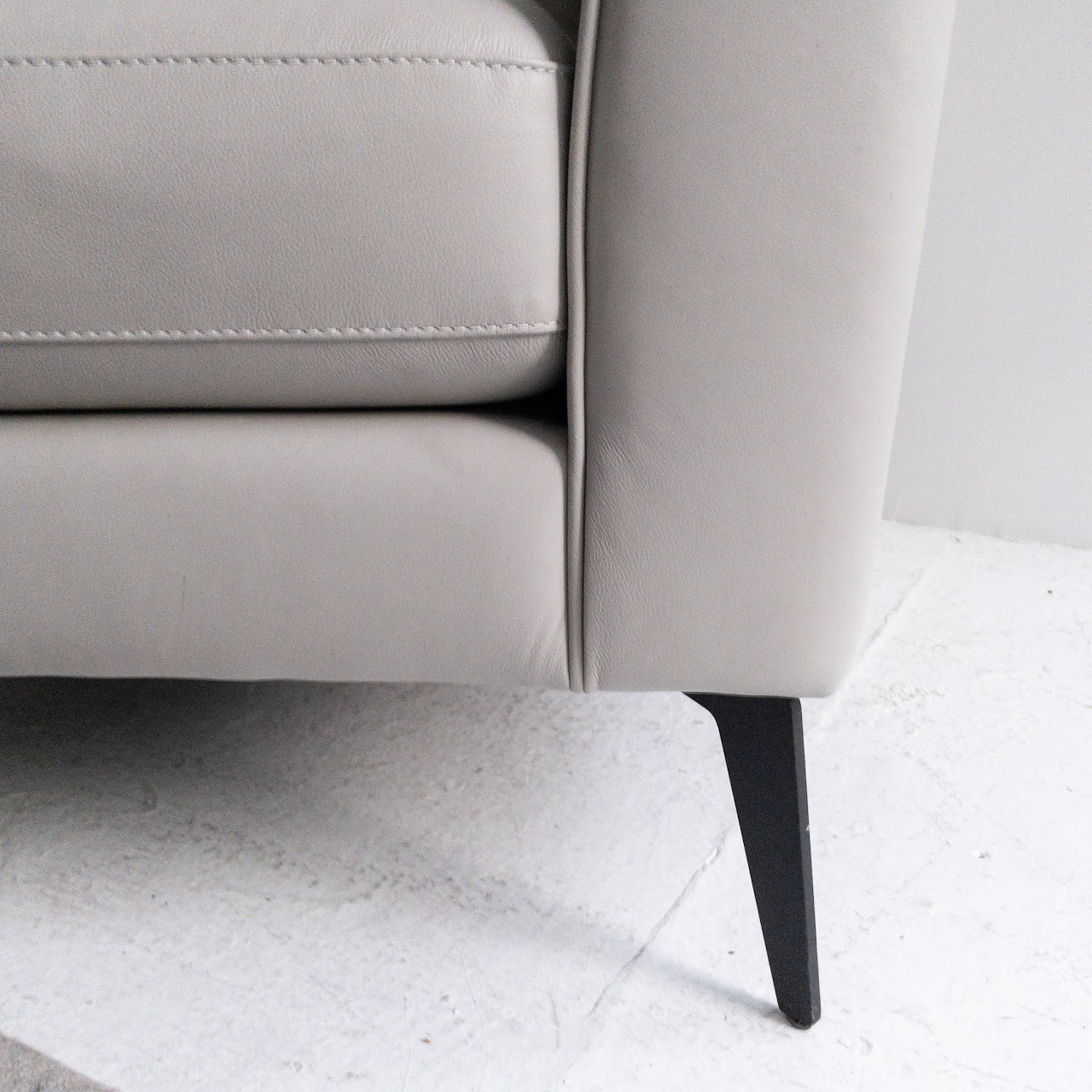 Violino Grey Leather Arm Chair #2