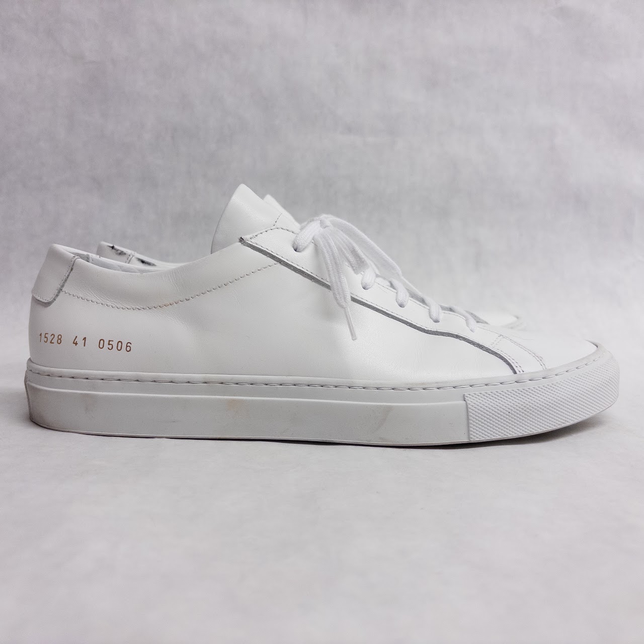 Common Projects Achilles 1528 Low-Top Sneakers