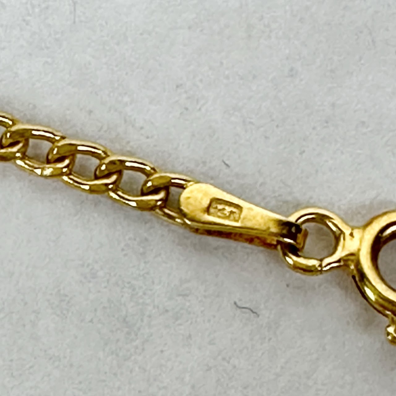 14K Gold Chain Link Necklace With Pendant