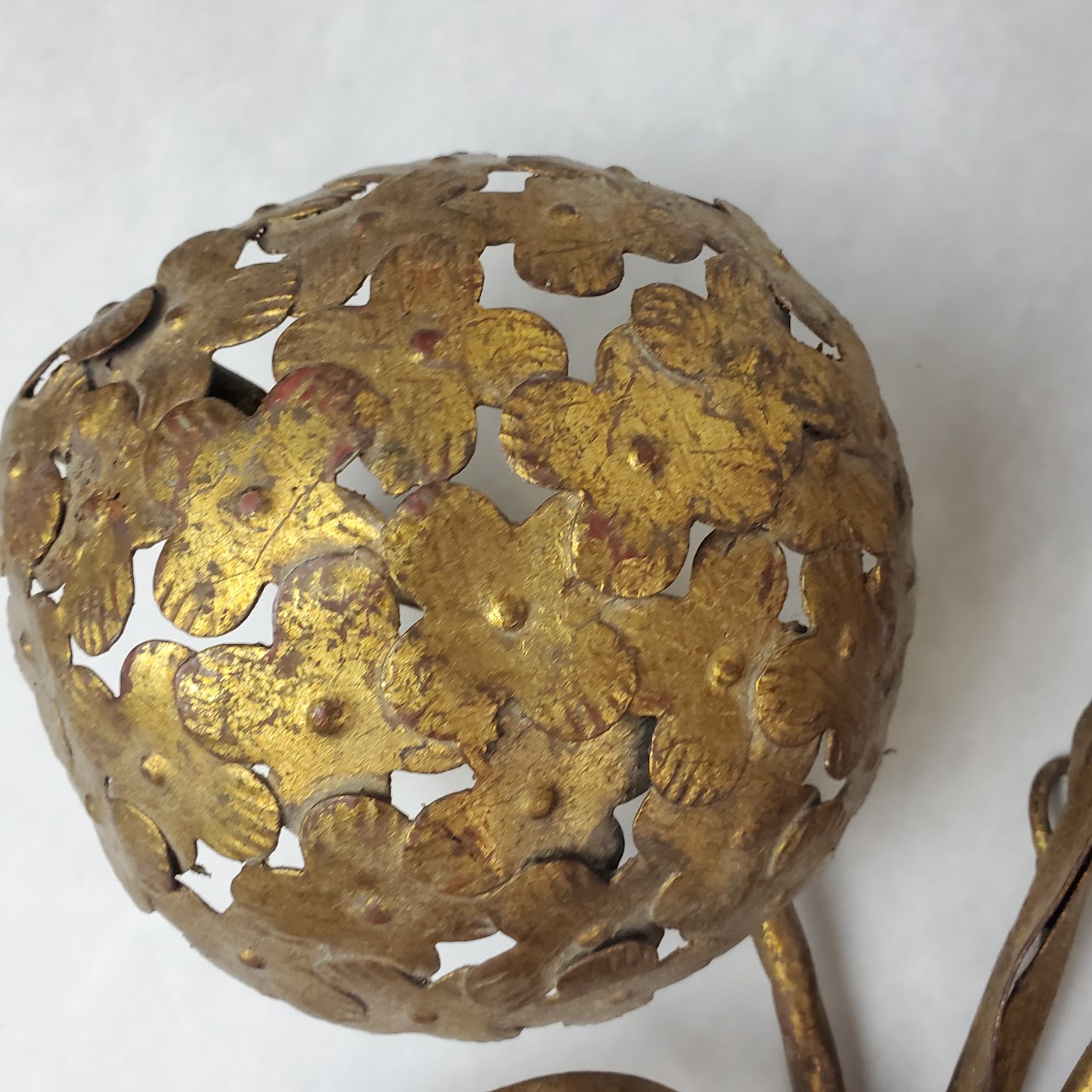 Mid-Century Gilded Hydrangea Wall Hanging Pair