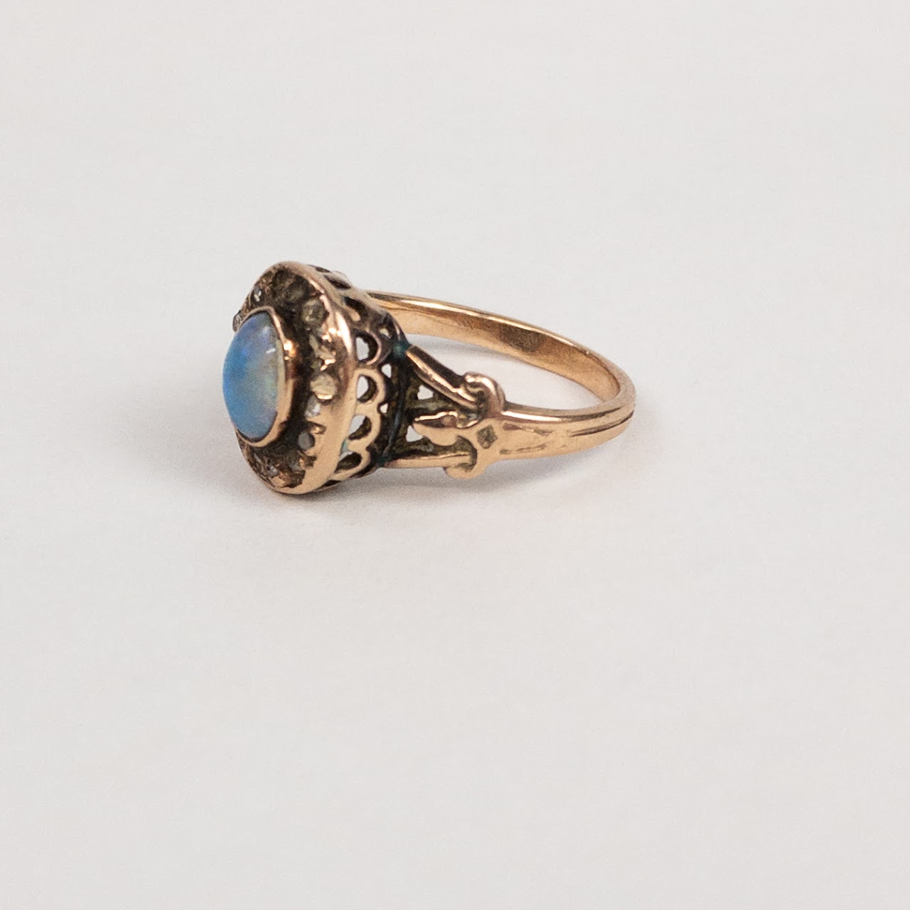 Vintage Art Nouveau 10K Gold  Opal Ring