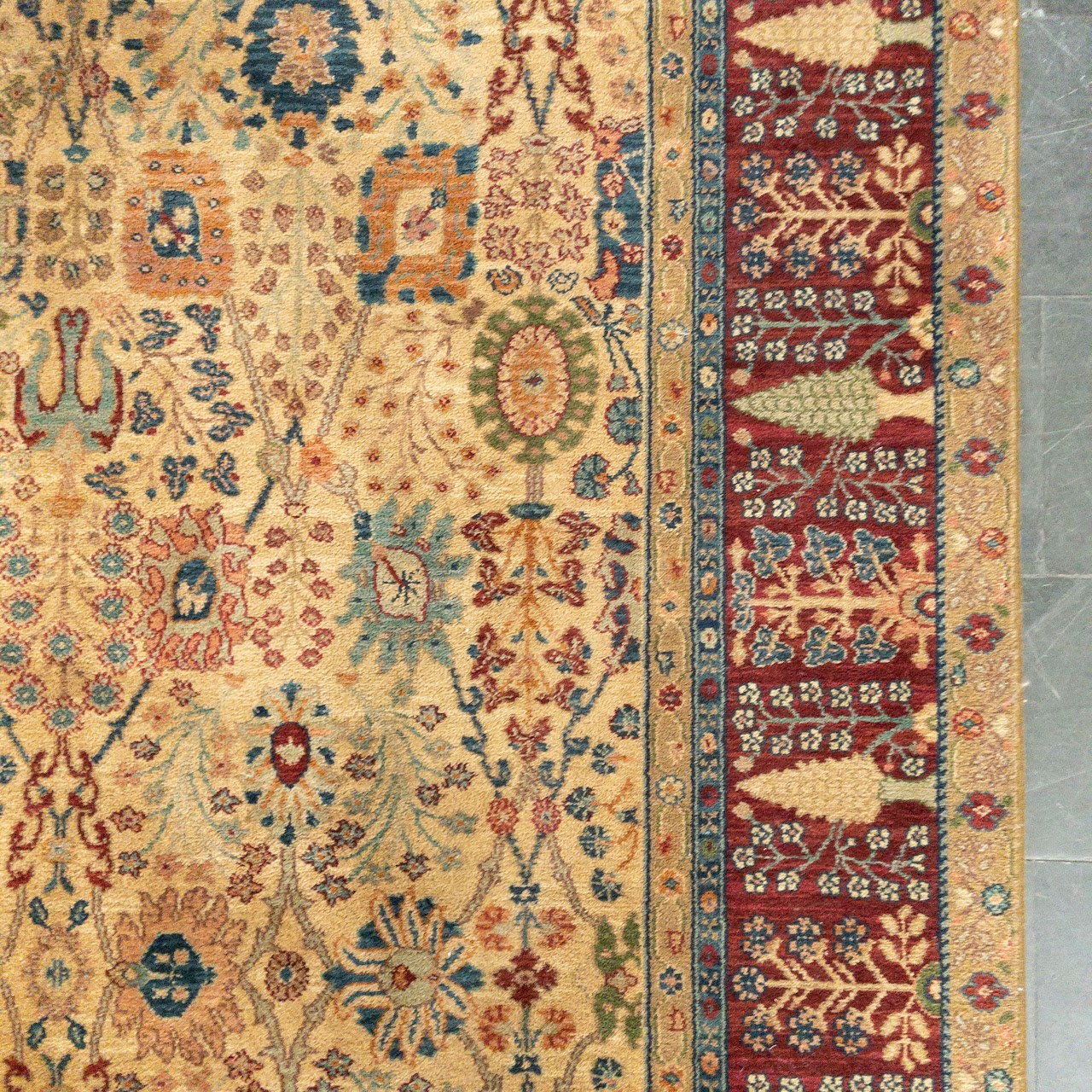 Samovar Teawash Karastan Persian Vase Wool Rug