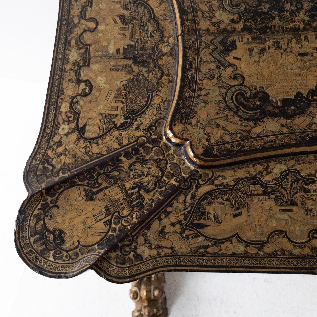 19th Century Chinoiserie Dragon Footed Chinese Export Sewing Table